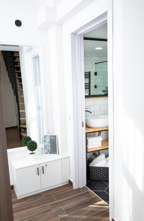 Cibola Boutique - C Apartment Tbilisi Exterior photo